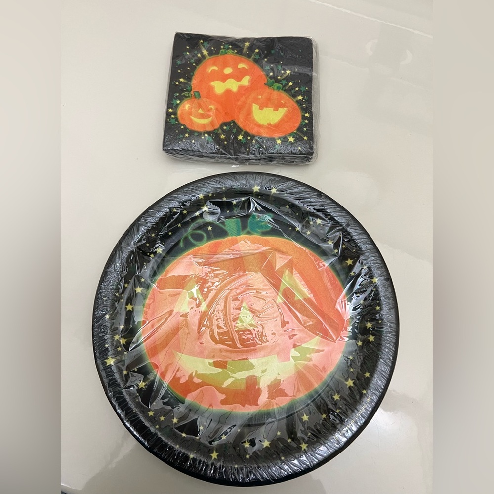 🔵4/$20 Party Express from Hallmark 1 pack 16 SMALL Napkins / 8 Large Plates NIP